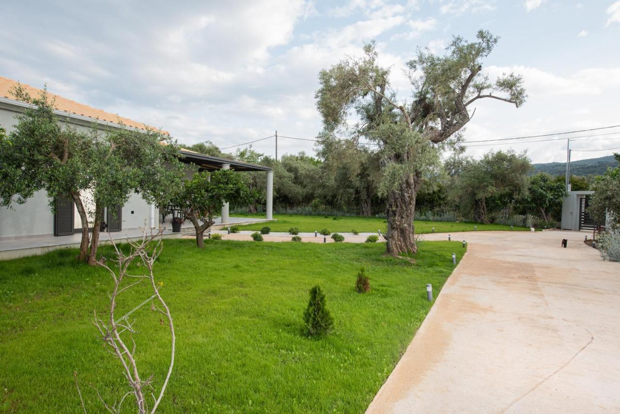 Aerinos Private Villa Lefkada City Exterior photo
